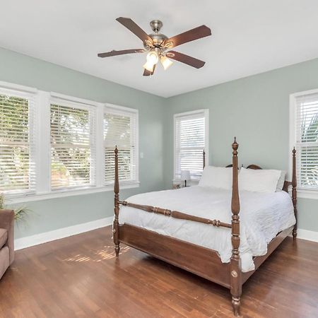 2 Kitchens,2 Living Rooms,4 Bedrooms-Close To All! Galveston Ngoại thất bức ảnh