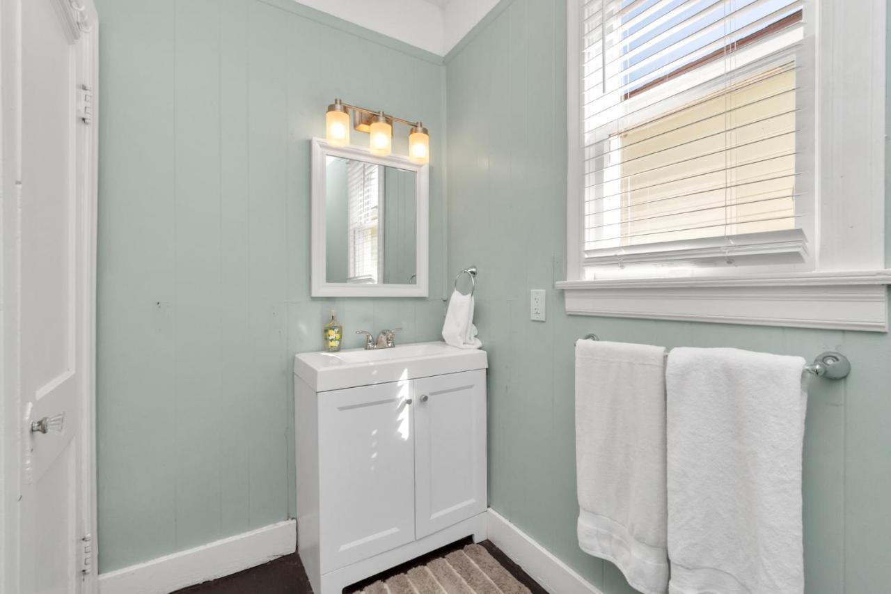 2 Kitchens,2 Living Rooms,4 Bedrooms-Close To All! Galveston Ngoại thất bức ảnh