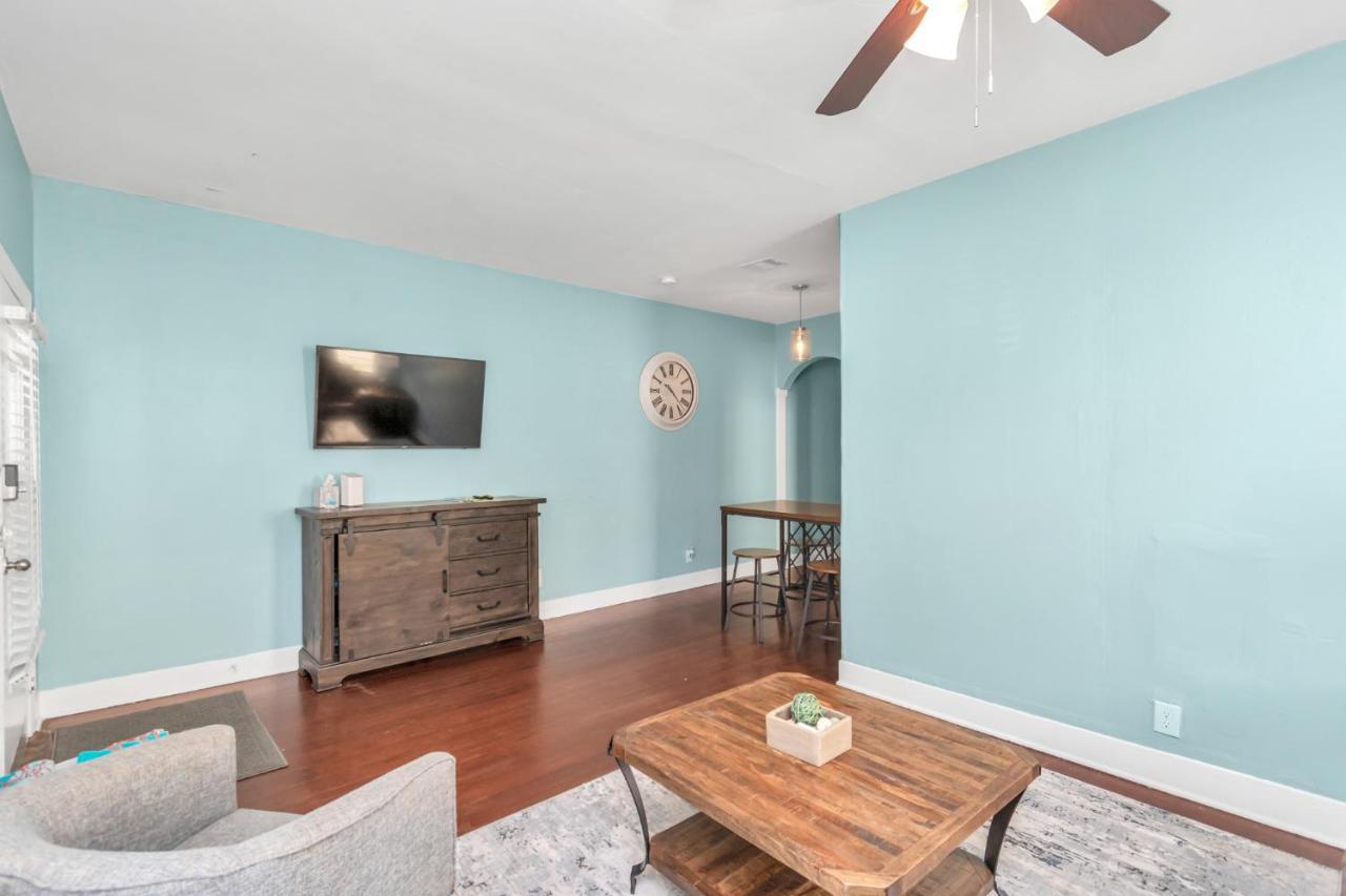 2 Kitchens,2 Living Rooms,4 Bedrooms-Close To All! Galveston Ngoại thất bức ảnh