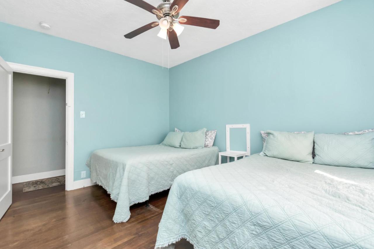 2 Kitchens,2 Living Rooms,4 Bedrooms-Close To All! Galveston Ngoại thất bức ảnh