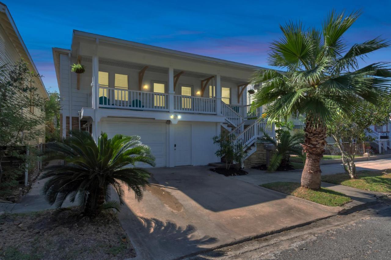2 Kitchens,2 Living Rooms,4 Bedrooms-Close To All! Galveston Ngoại thất bức ảnh