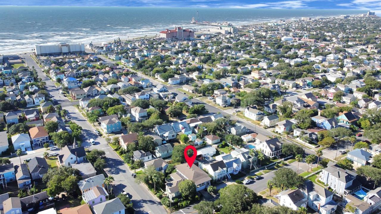 2 Kitchens,2 Living Rooms,4 Bedrooms-Close To All! Galveston Ngoại thất bức ảnh